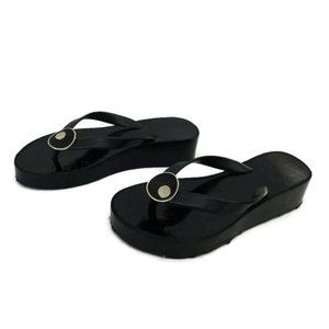 BCBGirls Black Flip Flops  Sandals Silver Emblem
